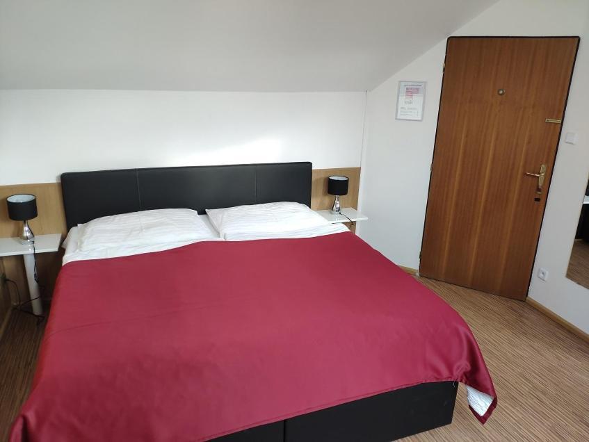 Pension Lucie Prague Luaran gambar